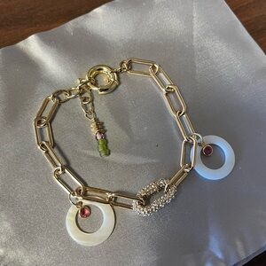 NWOT paperclip links with adjustable clasp